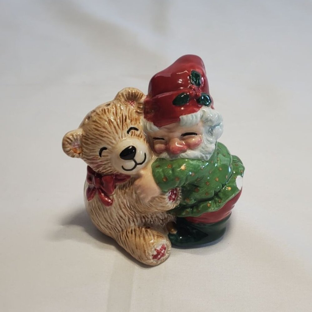 Fits and Floyd Holiday Elf Christmas Salt & Pepper Shakers Ceramic